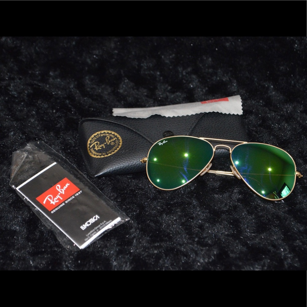 Ray Ban Large Aviator Sunglasses RB3025